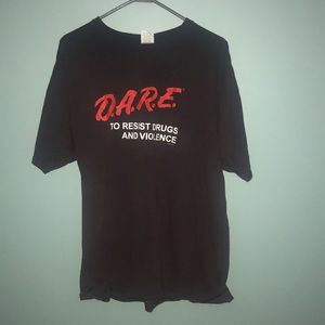 Vintage D.A.R.E tshirt.